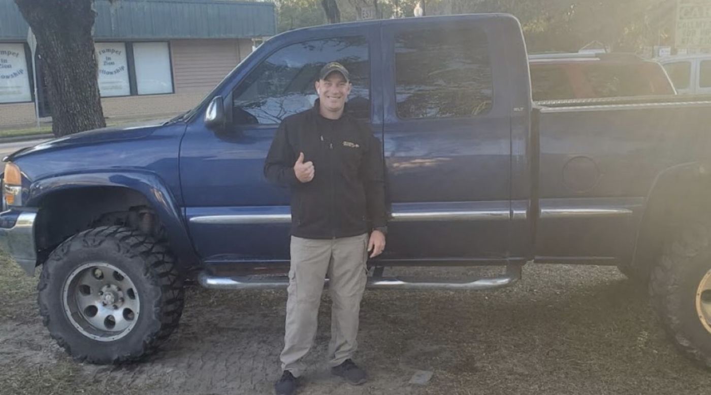 Happy Community Cars customer